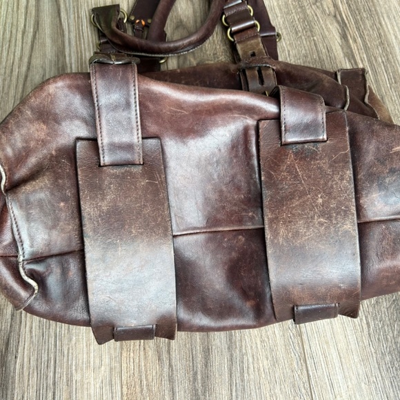 Hugo Boss Vintage Leather Shoulder Bag - Picture 6 of 15